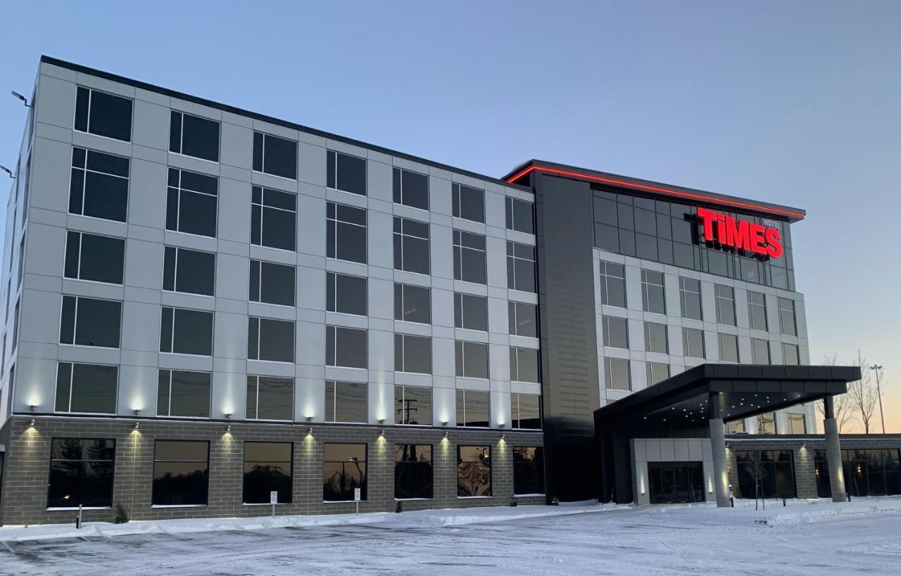 Grand Hotel Times Blainville-Mirabel 外观 照片