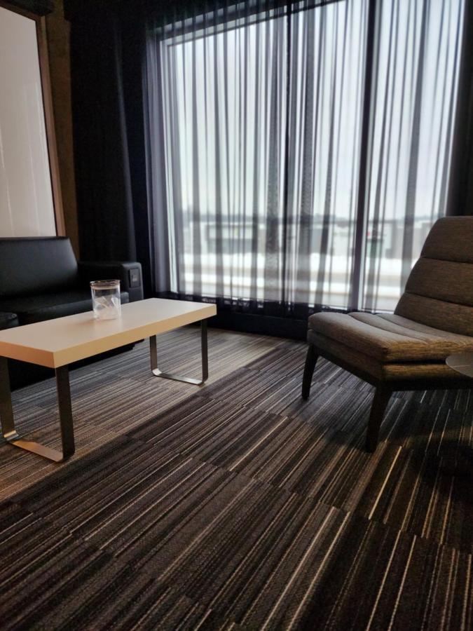Grand Hotel Times Blainville-Mirabel 外观 照片